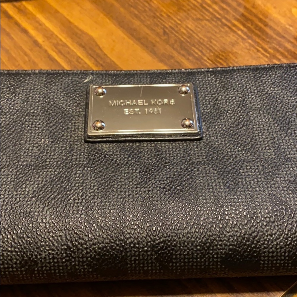 Michael Kors wallet